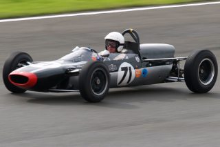 F1 Cooper type T71/73 with a Ford engine with surprising agility in the hands of Alan Bailey 