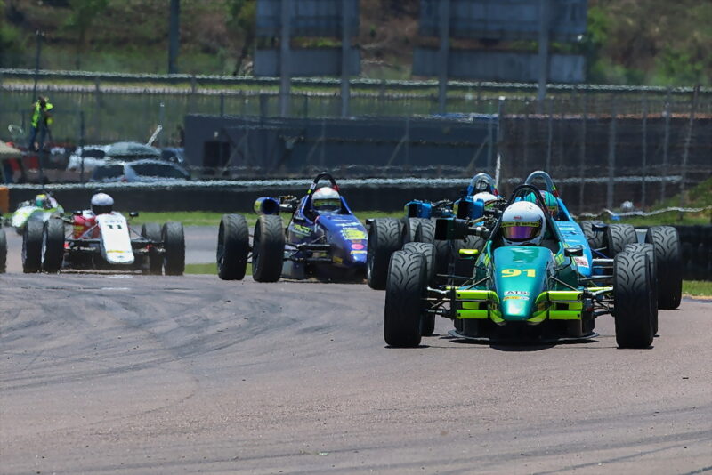 Lendl Jansen (Bull Security Rhema) stayed out of trouble, and took the season’s overall DOE Formula Vee title. Picture: Brandsponential